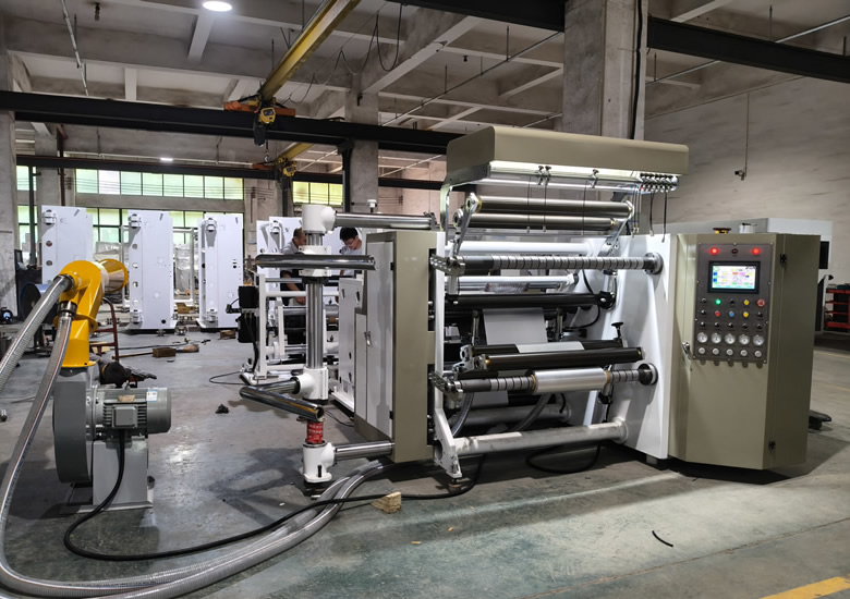 DFQ1000C4-2型铝箔压纹乐鱼网站_乐鱼(中国) DFQ1000C4-2型铝箔压纹乐鱼网站_乐鱼(中国)